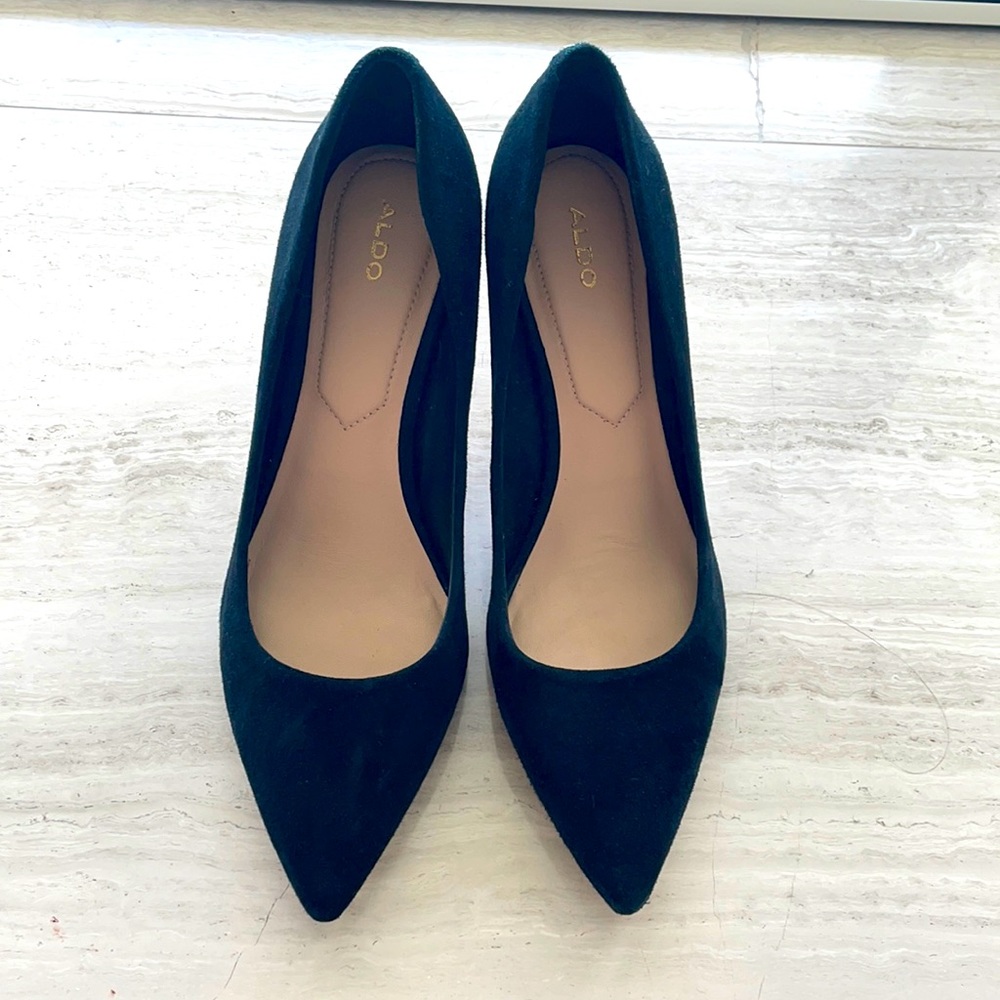 Aldo Black Swede pumps